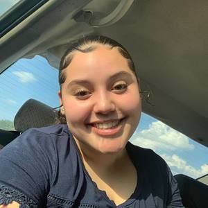 Meet your Posher, Angelica